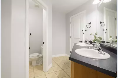 233 E 500 N, Roosevelt, UT 84066 - Photo 14