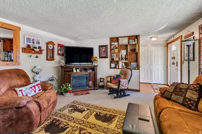 178 S 200 E, Orem, UT 84058 - Photo 4