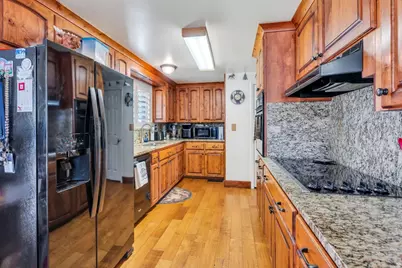 178 S 200 E, Orem, UT 84058 - Photo 6