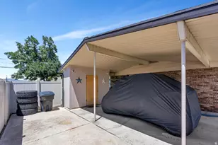 178 S 200 E, Orem, UT 84058 - Photo 34