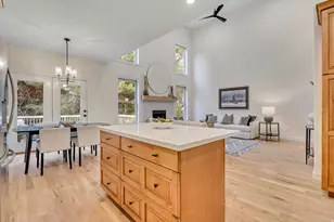 3261 E Lantern Hill Ct, Cottonwood Heights, UT 84093 - Photo 14