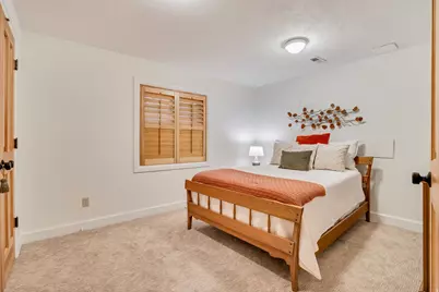 3261 E Lantern Hill Ct, Cottonwood Heights, UT 84093 - Photo 44