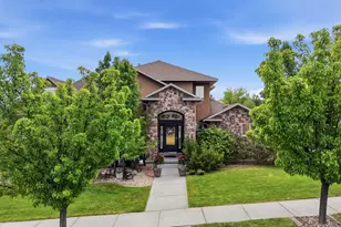 14561 S Sun Bloom Ln, Herriman, UT 84096 - Photo 2