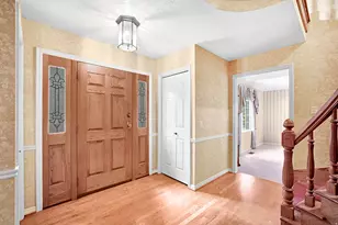 4 Rollingwood Ln, Sandy, UT 84092 - Photo 4