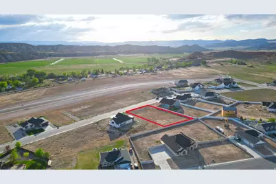 892 N 140 E #86, Mayfield, UT 84643 - Photo 1