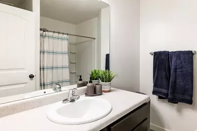 13078 S Shady Elm Ct, Herriman, UT 84096 - Photo 10
