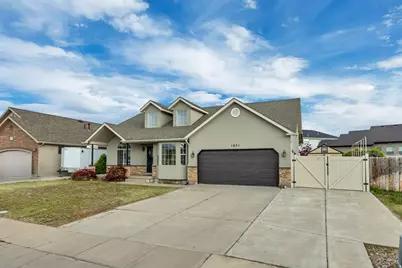 1071 W 5150 S, Riverdale, UT 84405 - Photo 2