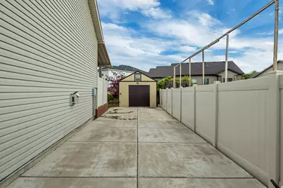 1071 W 5150 S, Riverdale, UT 84405 - Photo 18