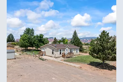 275 N 100 E, Torrey, UT 84775 - Photo 32