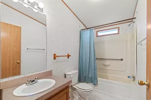 275 N 100 E, Torrey, UT 84775 - Photo 22