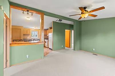 275 N 100 E, Torrey, UT 84775 - Photo 6