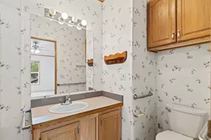 275 N 100 E, Torrey, UT 84775 - Photo 18