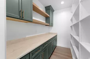 10818 N 6000 W, Highland, UT 84003 - Photo 14