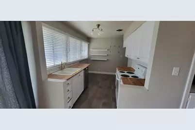 2818 S 50 W, Bountiful, UT 84010 - Photo 8