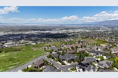 990 S Plum Tree Ct #9A, North Salt Lake, UT 84054 - Photo 6