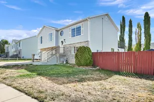 482 W 275 N, Clearfield, UT 84015 - Photo 2