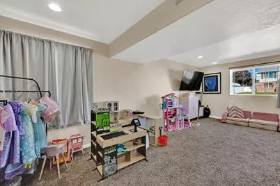 482 W 275 N, Clearfield, UT 84015 - Photo 18