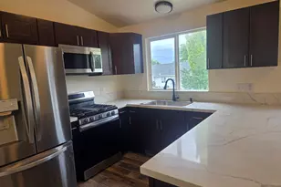 482 W 275 N, Clearfield, UT 84015 - Photo 8
