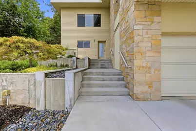 1389 E Millbrook Way, Bountiful, UT 84010 - Photo 10