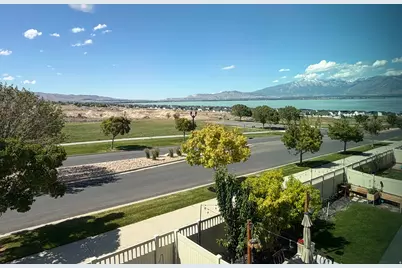 3269 S Peregrine Trl, Saratoga Springs, UT 84045 - Photo 16
