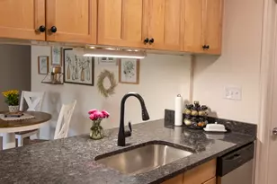 1091 E Country Hills Dr S, Ogden, UT 84403 - Photo 12