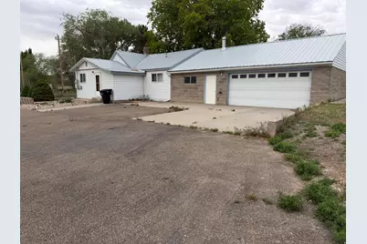 1043 E 4000 S, Vernal, UT 84078 - Photo 2