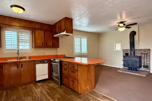 1043 E 4000 S, Vernal, UT 84078 - Photo 8