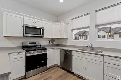 2075 N 4100 Dr W #473, Lehi, UT 84043 - Photo 10