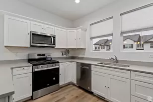 2075 N 4100 Dr W, Lehi, UT 84043 - Photo 10