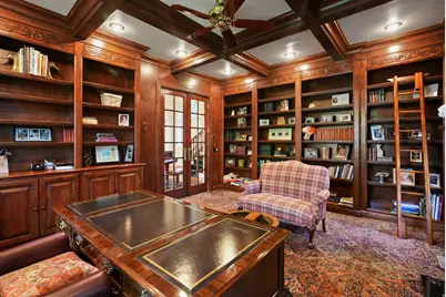 2051 E Normandywoods Ct, Holladay, UT 84117 - Photo 8