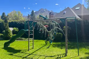 2051 E Normandywoods Ct, Holladay, UT 84117 - Photo 30
