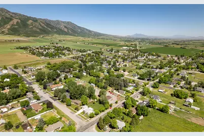 150 N Center St, Wellsville, UT 84339 - Photo 40