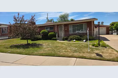 2033 W 5850 S, Roy, UT 84067 - Photo 2
