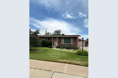 2033 W 5850 S, Roy, UT 84067 - Photo 2