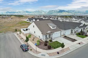 6162 W Teton Park, Herriman, UT 84096 - Photo 4