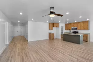 626 S 125 E, Hyde Park, UT 84318 - Photo 38