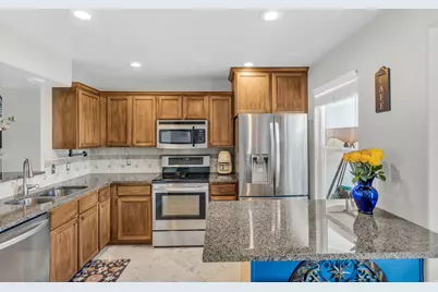 459 E Braidhill Dr, Draper, UT 84020 - Photo 6