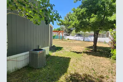 11265 S Crescent Park Cir E #171, Sandy, UT 84094 - Photo 18