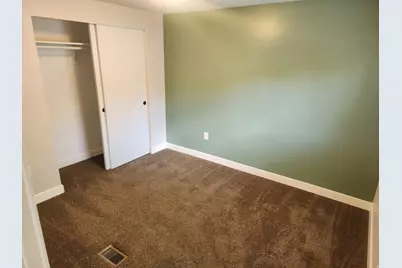 11265 S Crescent Park Cir E #171, Sandy, UT 84094 - Photo 6