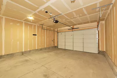 3658 S Finch St W, Syracuse, UT 84075 - Photo 32