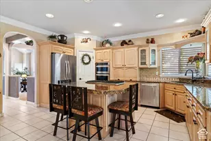 1880 Shadow Valley Dr, Ogden, UT 84403 - Photo 16