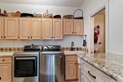 1880 Shadow Valley Dr, Ogden, UT 84403 - Photo 18