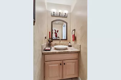 1880 Shadow Valley Dr, Ogden, UT 84403 - Photo 20