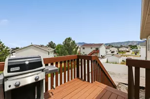 702 W McKellar St N, Tooele, UT 84074 - Photo 2