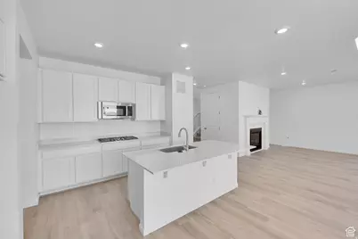 2065 E Burger St #1247, Lake Point, UT 84074 - Photo 2