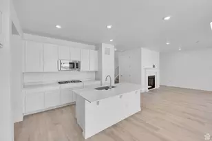2065 E Burger St, Lake Point, UT 84074 - Photo 2