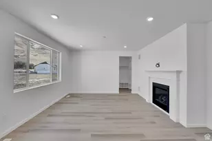 2041 E Burger St, Lake Point, UT 84074 - Photo 8