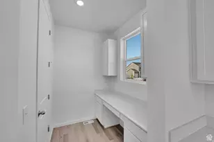 2041 E Burger St, Lake Point, UT 84074 - Photo 28