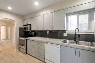 243 W 400 N, Orem, UT 84057 - Photo 10