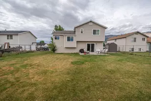 463 W 2125 N, Harrisville, UT 84414 - Photo 18